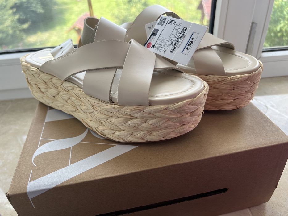 Босоніжки на платформі Zara 37 р