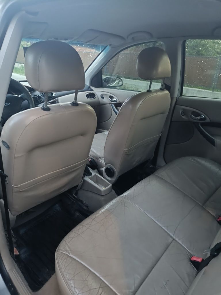 Ford focus 2,0 бензин 2000рік