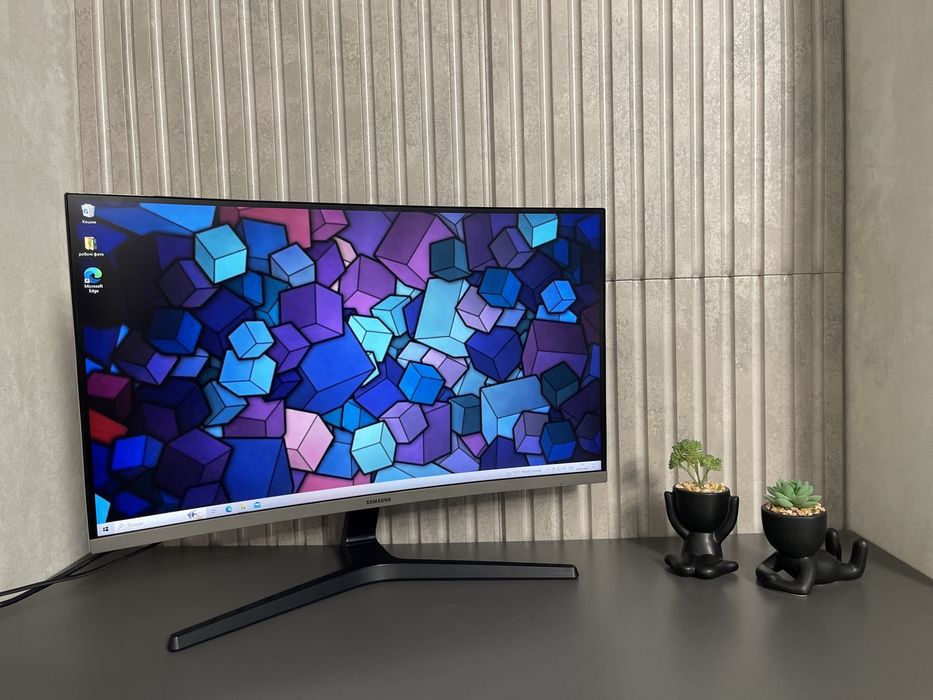 Вигнутий безрамковий монітор 27 дюймів Samsung full hd C27R500