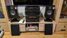 Wieża stereo Sony – zestaw 4-segmentowy z kolumnami JBL TLX 2