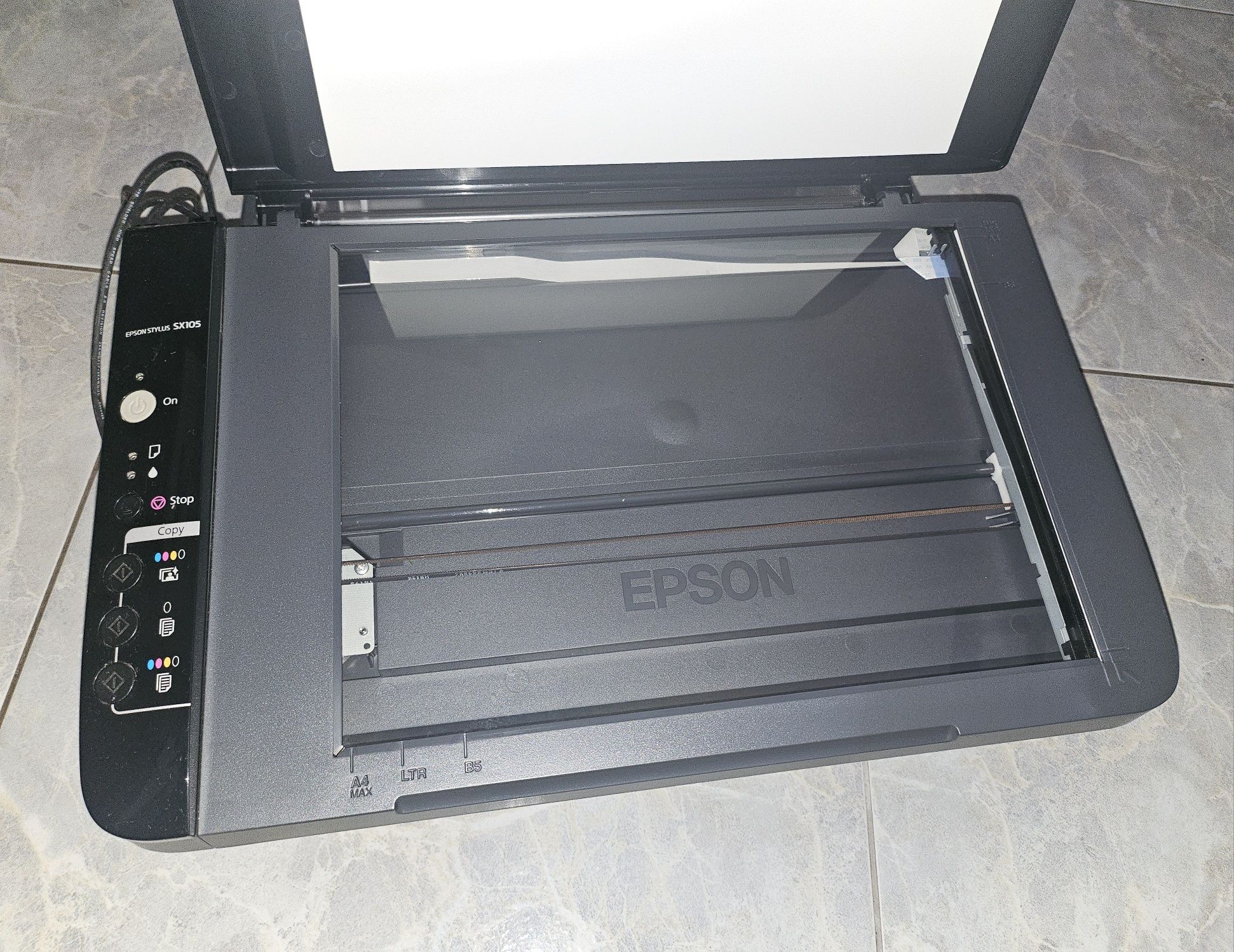 Impressora multifunções Epson stylus sx105