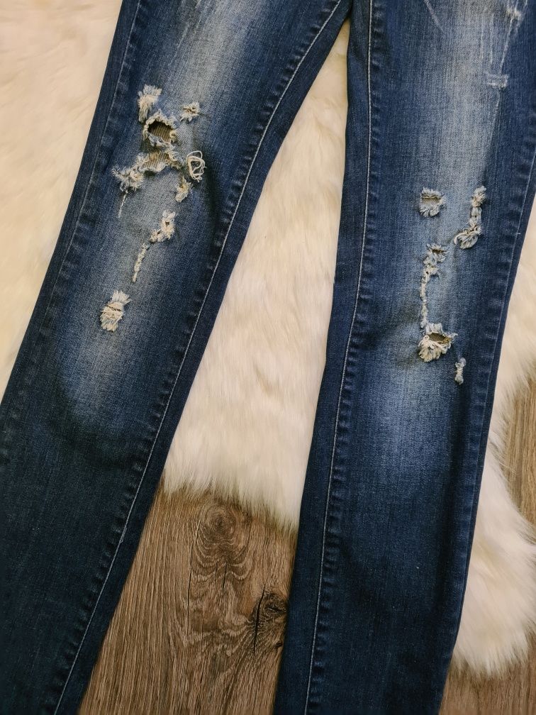 Качественные джинсы сккини от just female, XS/S