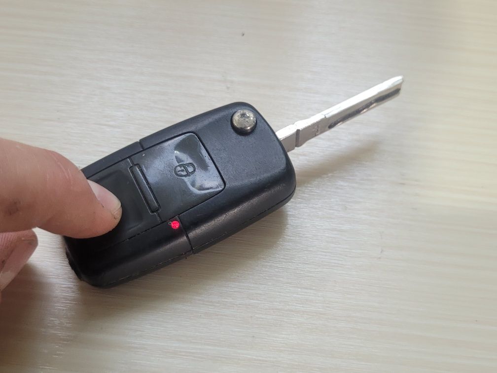 Pilot Centralnego Zamka Kluczyk VW GOLF 4 Passat B5 Seat Skoda Octavia