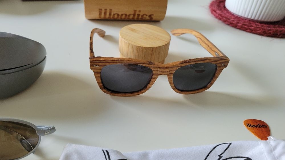 окуляри деревяна  оправа