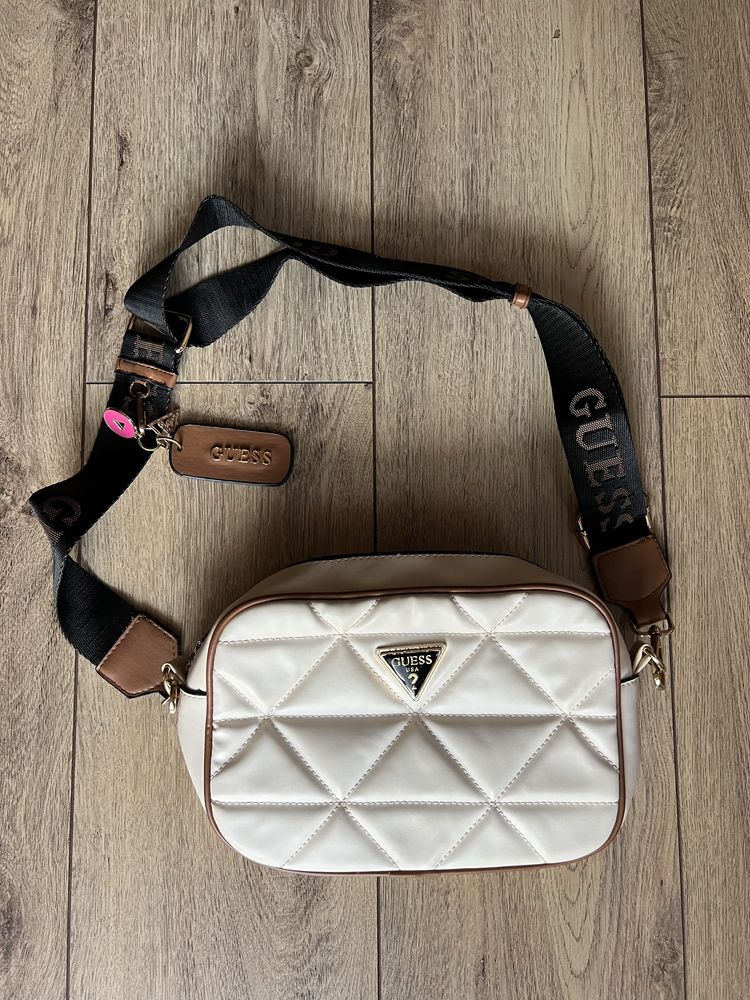 Сумка сумочка GUESS