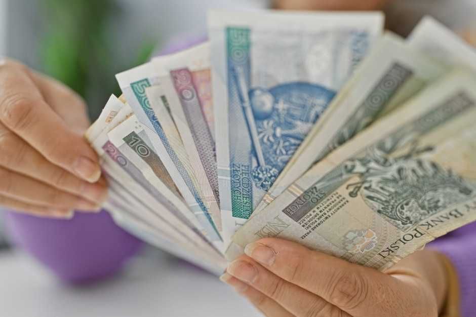 Oddłużanie, spłata chwilówek i pożyczek, spłata komornika