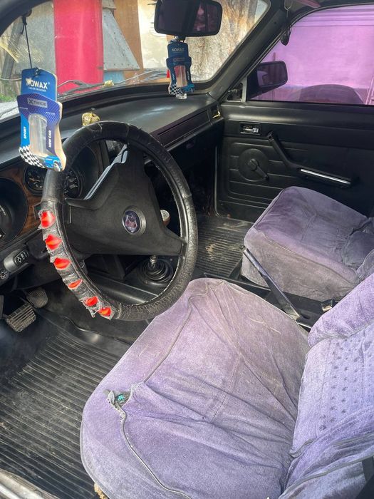 Волга в хорошому стані 2410