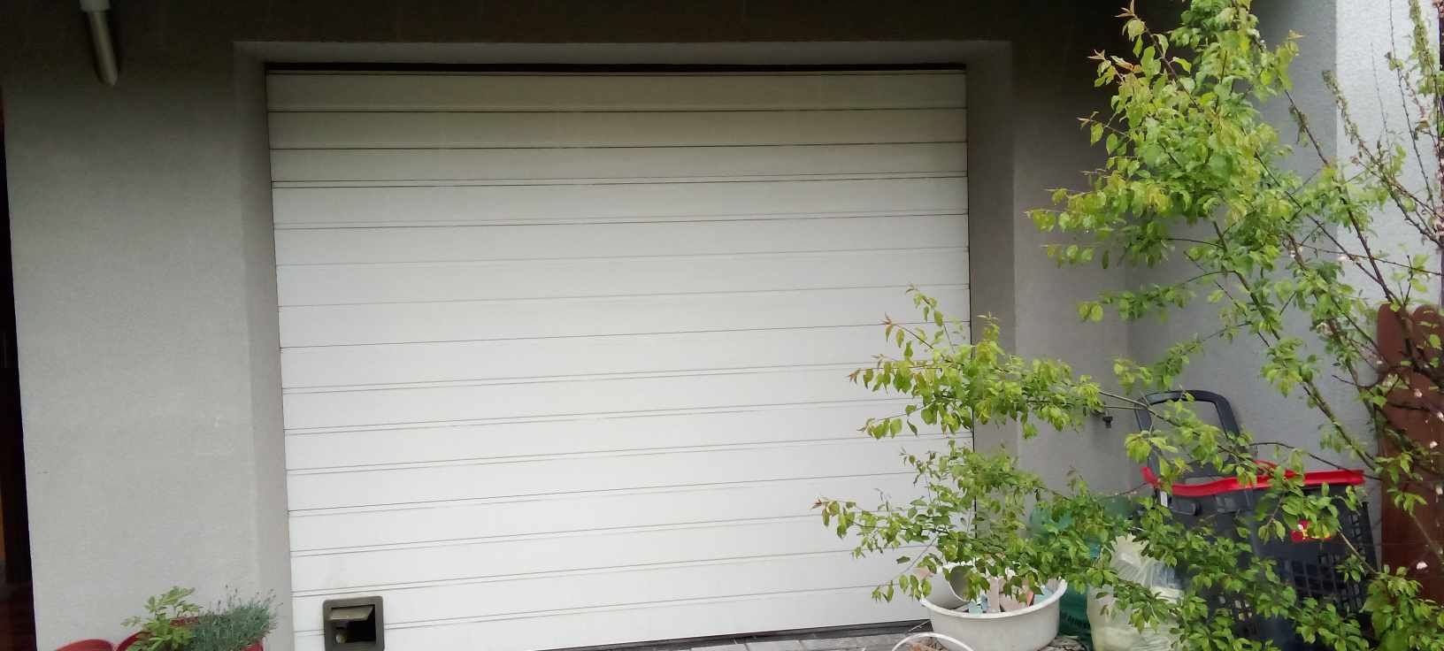 Drzwi garażowe automatyczne