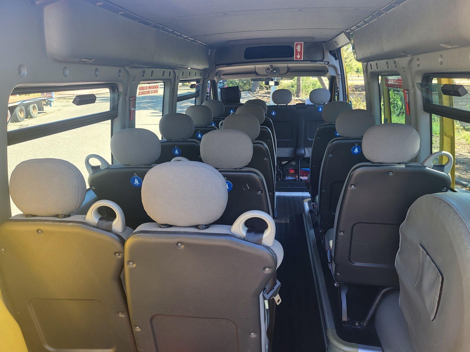 Minibus Renault Master 16 lugares - Baixa de Preço