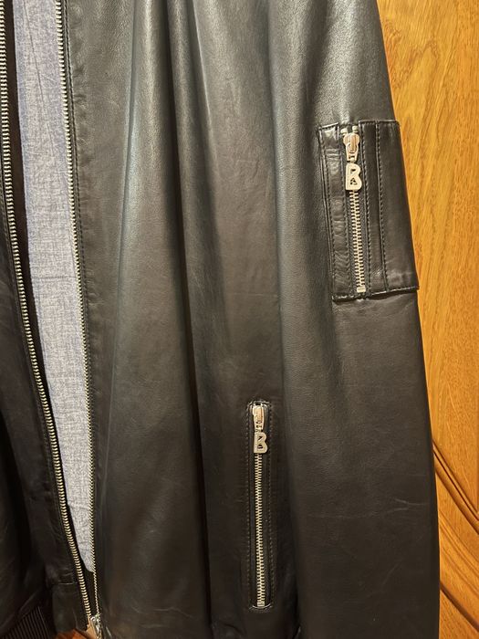 Нова шкіряна куртка Bogner ( Німеччина ). Черного коліру .