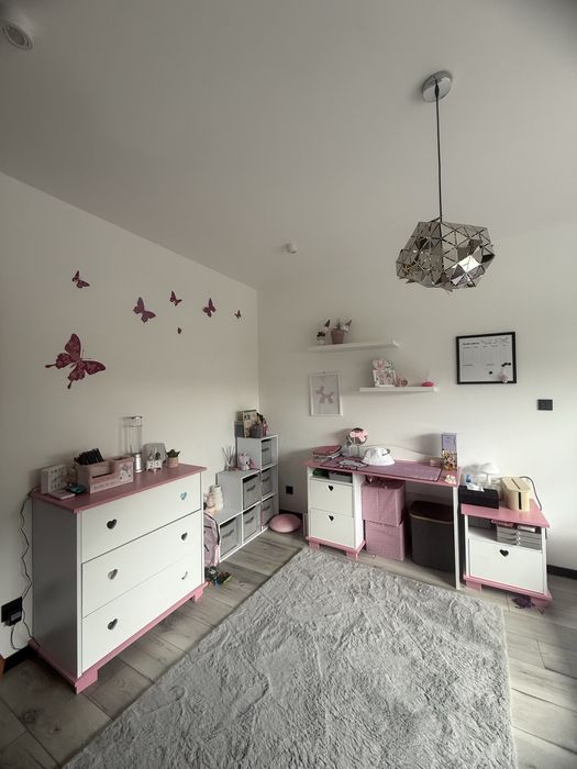 Piękny zestaw mebli SERCA dla dziewczynki - bialo różowy