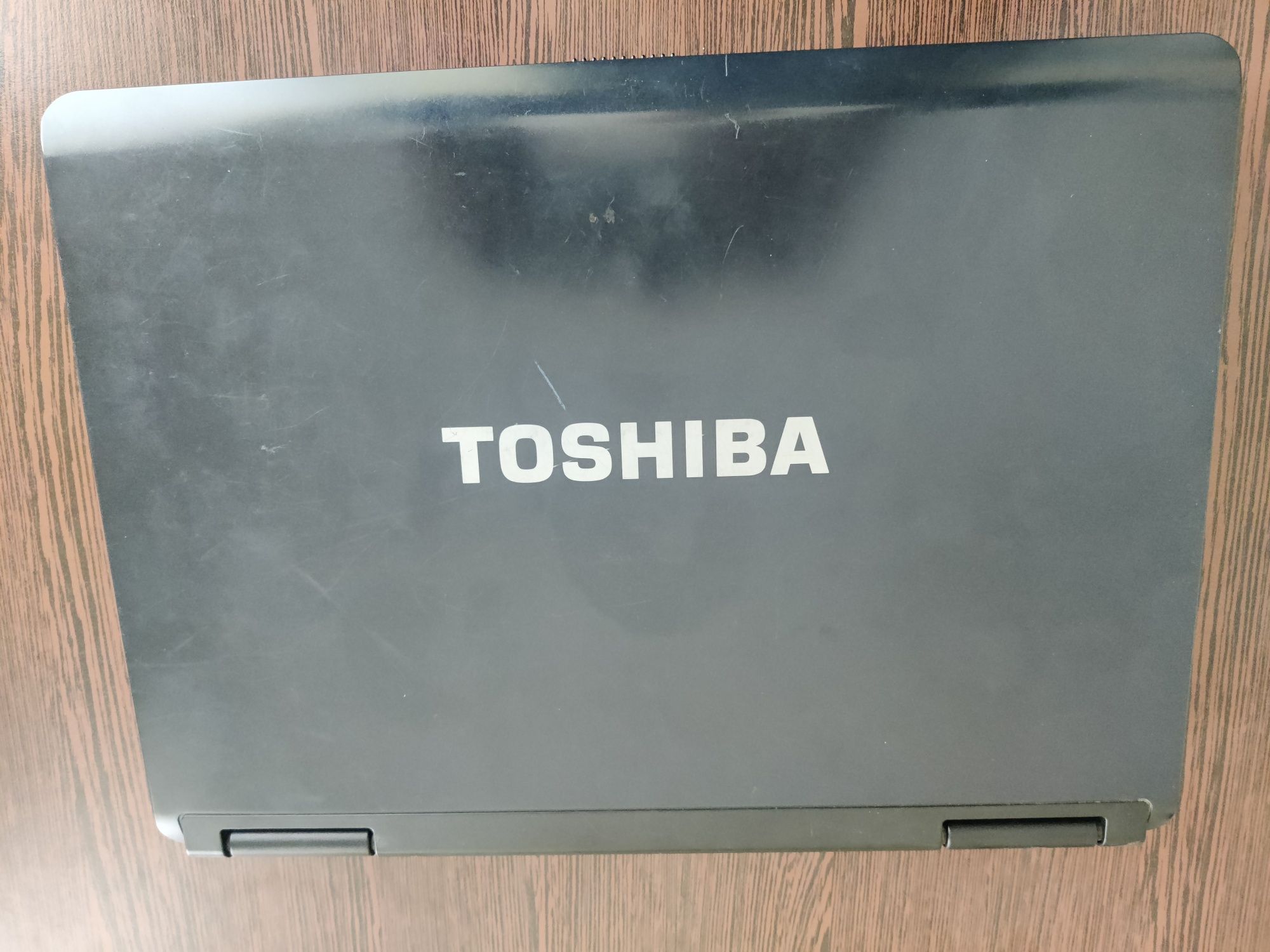 Ноутбук Toshiba Satellite L40-13g