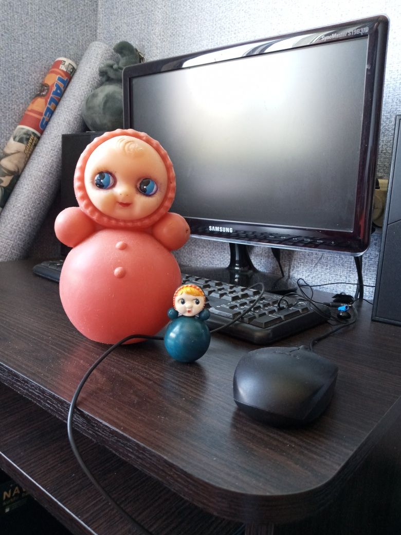 Продам ретро неваляшки