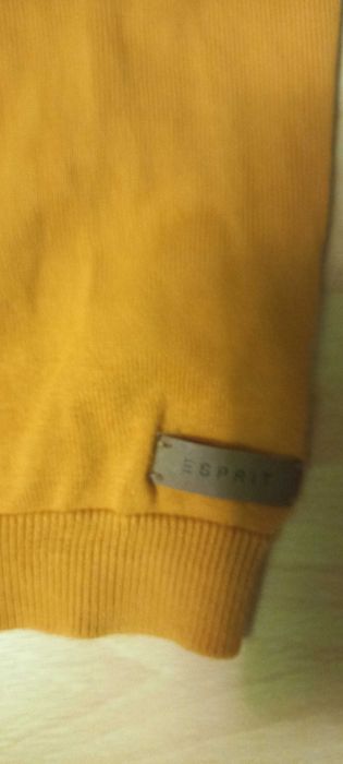 Sweterek  esprit