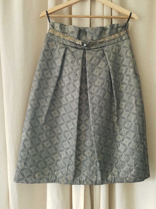 Spódnica Monnari 38 elegancka złota nitka pasek ozdobny wysoki stan