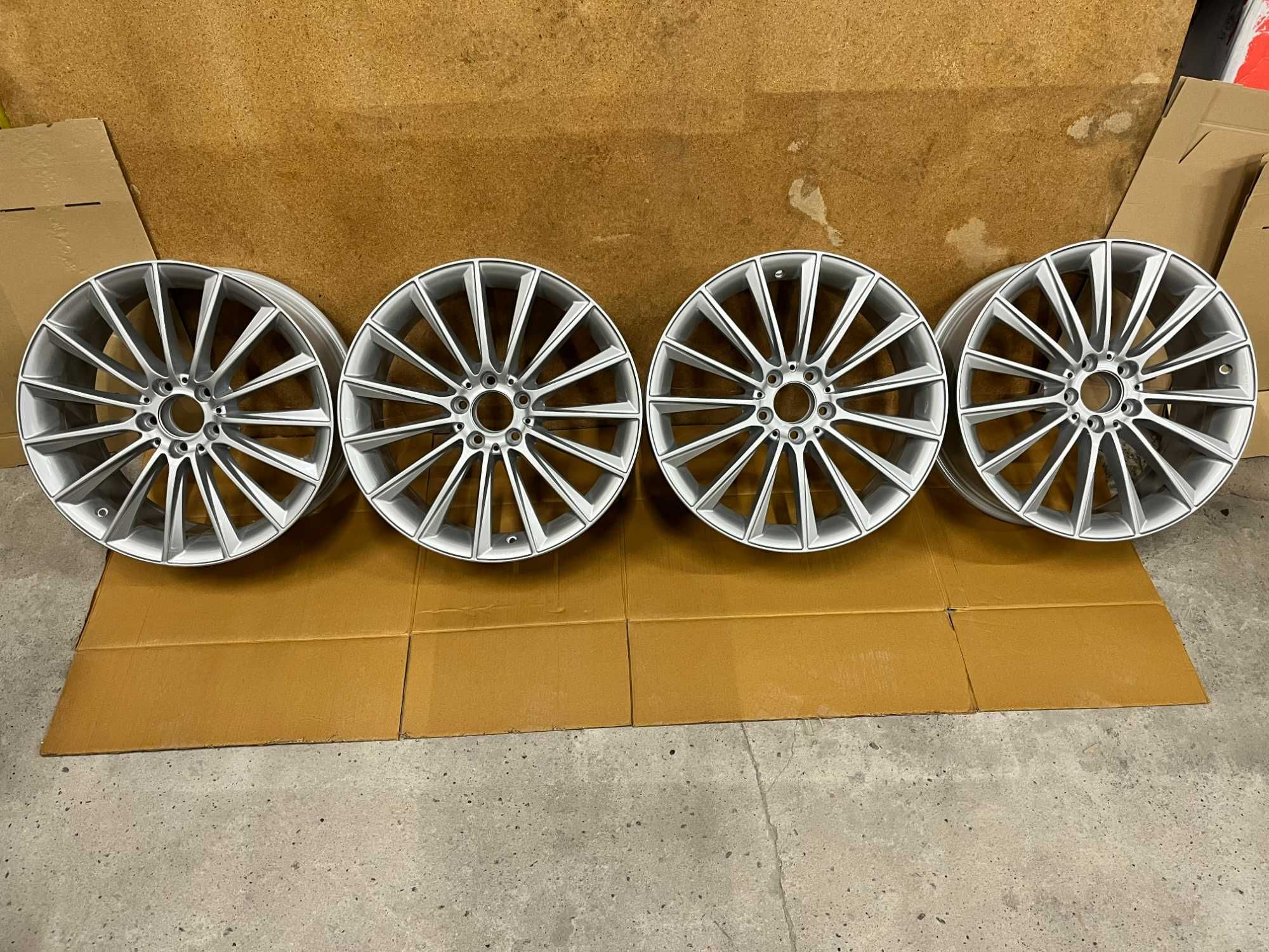 Felgi Fondmetal 8jx19 5x112 et48 komplet Mercedes BMW VW AUDI Skoda