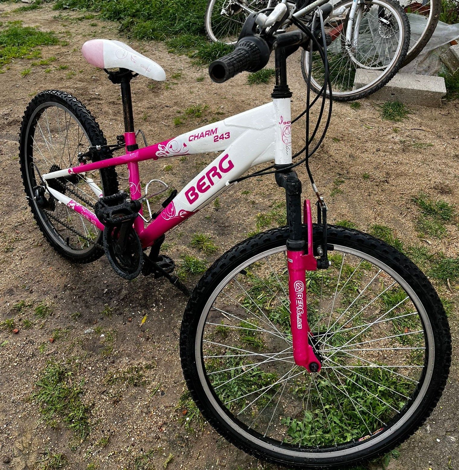 Bicicleta "Berg 243" Rosa