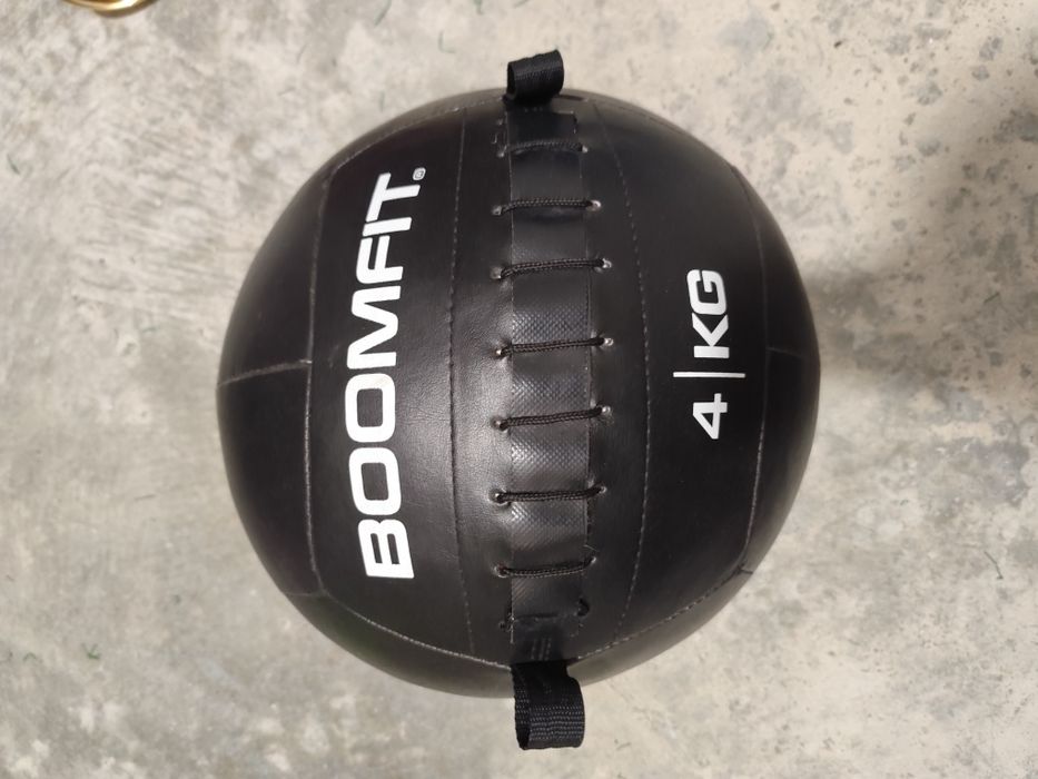 Wall Ball - Boomfit