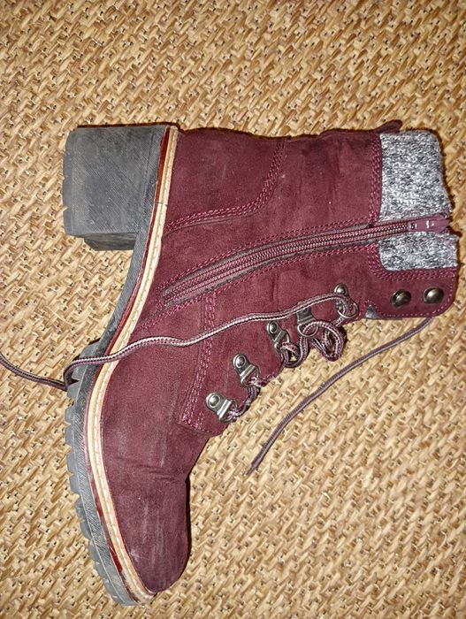 Botki burgund ocieplane Deichmann Star Collection rozm 40