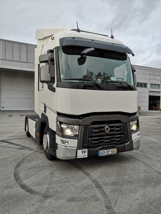 Renault T480 ano 2018