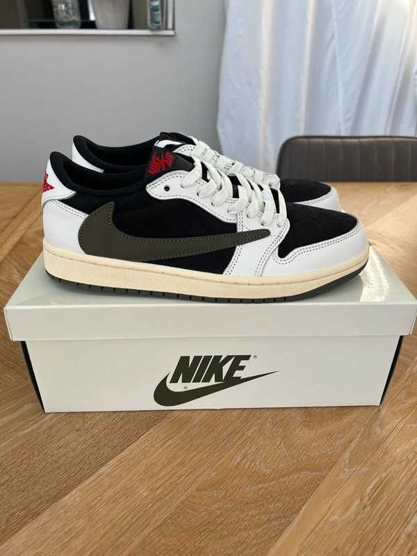 Buty do koszykówki Jordan1LowTravisScottOlive nowy z metką R.41