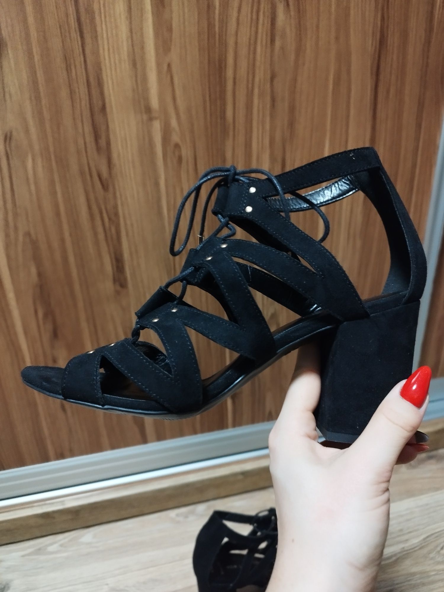 Buty na obcasie sandały damskie 38 czarne zamsz New Look