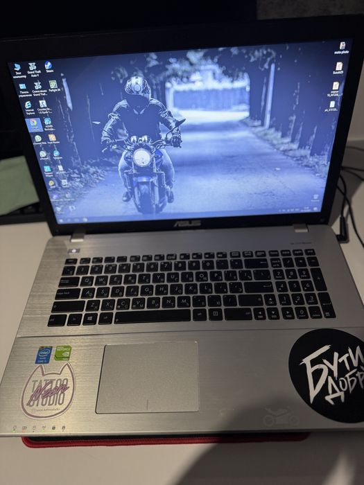 Ноутбук ASUS для ігор та роботи