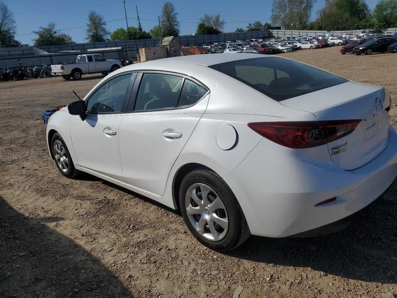 Mazda 3 SPORT 2015