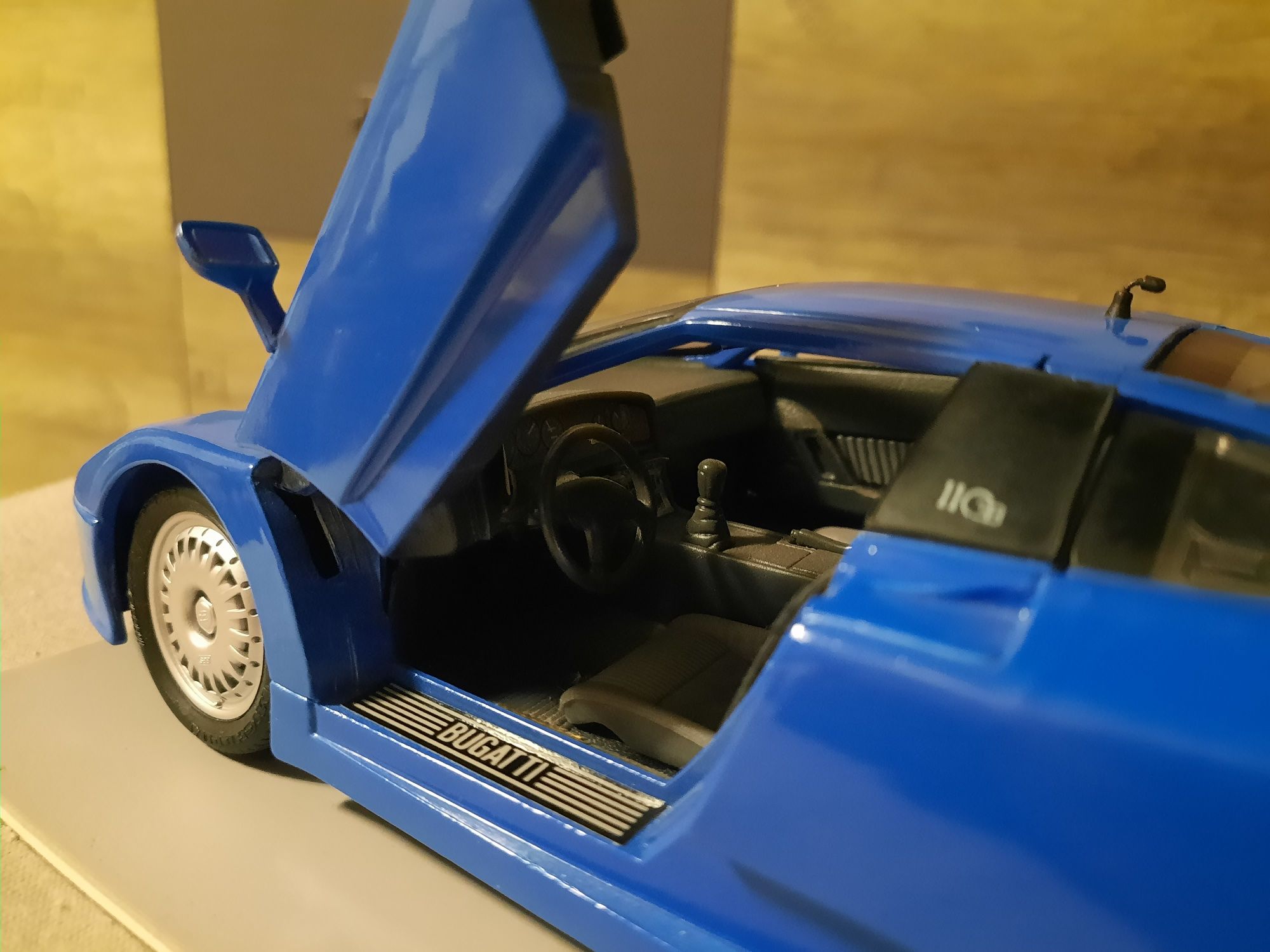 Auto Samochód Kolekcjonerski Bugatti 110 EB Maisto 1:18