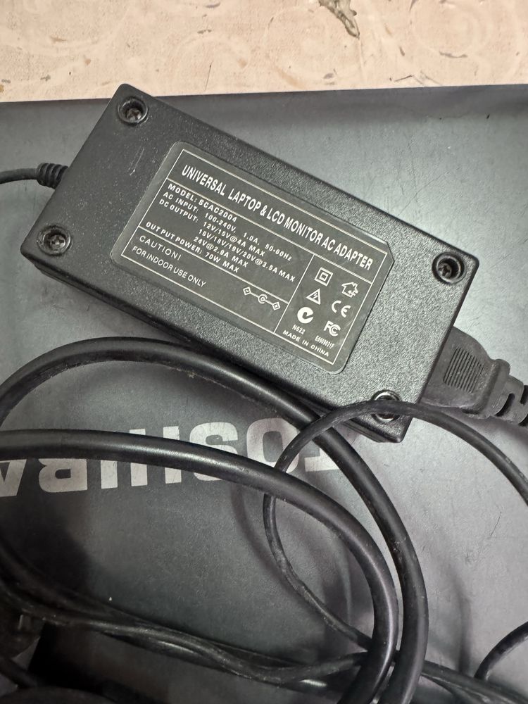 Portatil Toshiba + componentes (ver anúncio)
