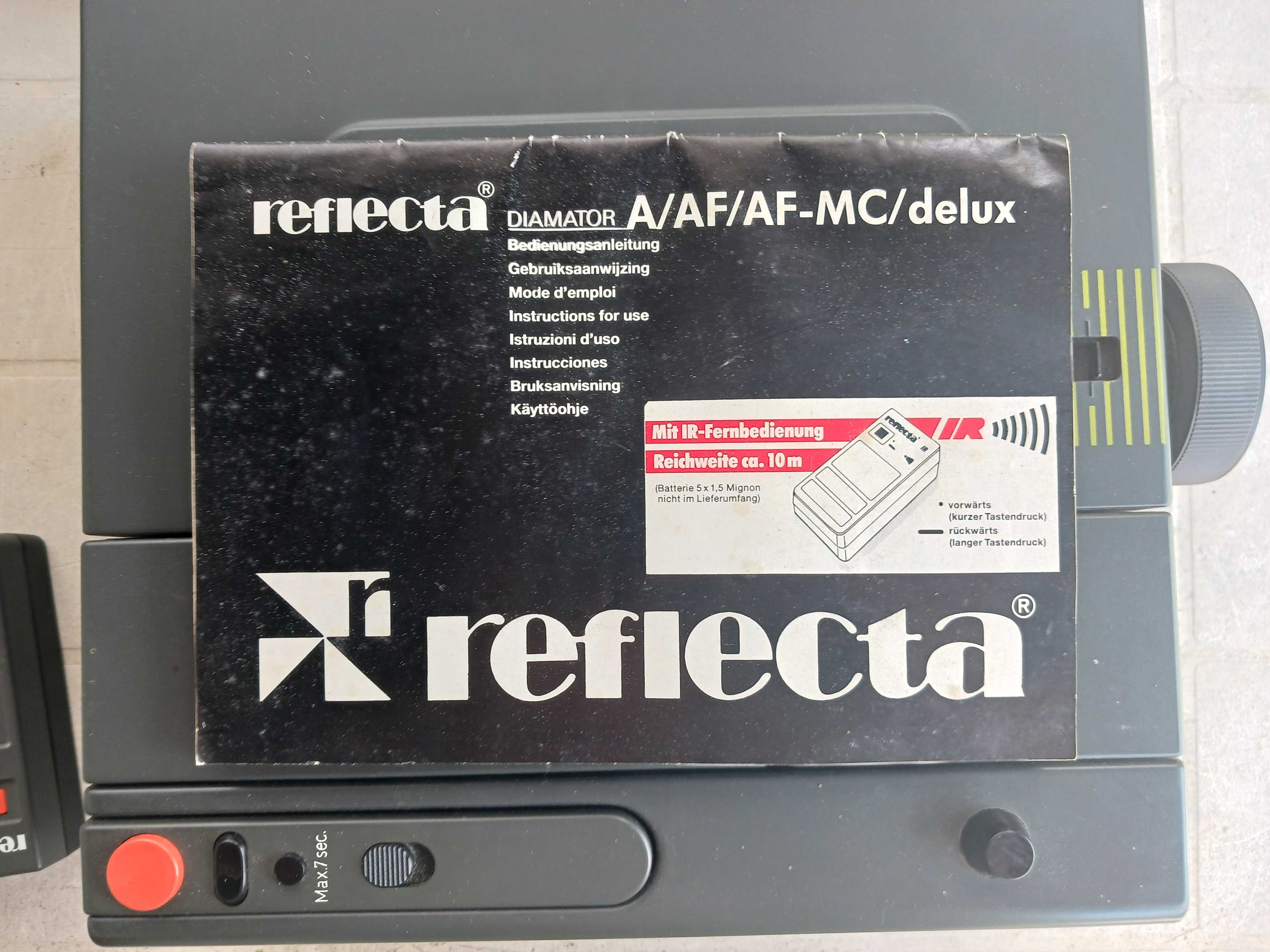 Projetor de slides Reflecta AF MC Delux + compartimentos para slides