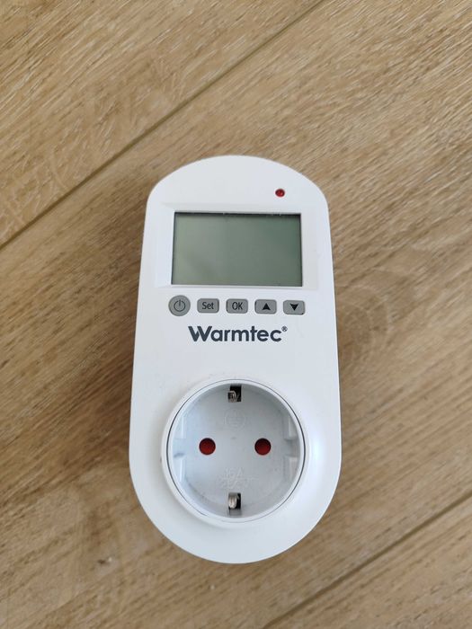 Termostat Gniazdkowy Warmtec GRT-01 Wifi Tuya Smart