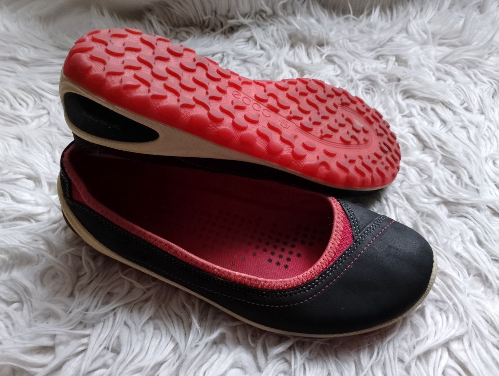 Buty Ecco Biom Lite baleriny skórzane wygodne 39