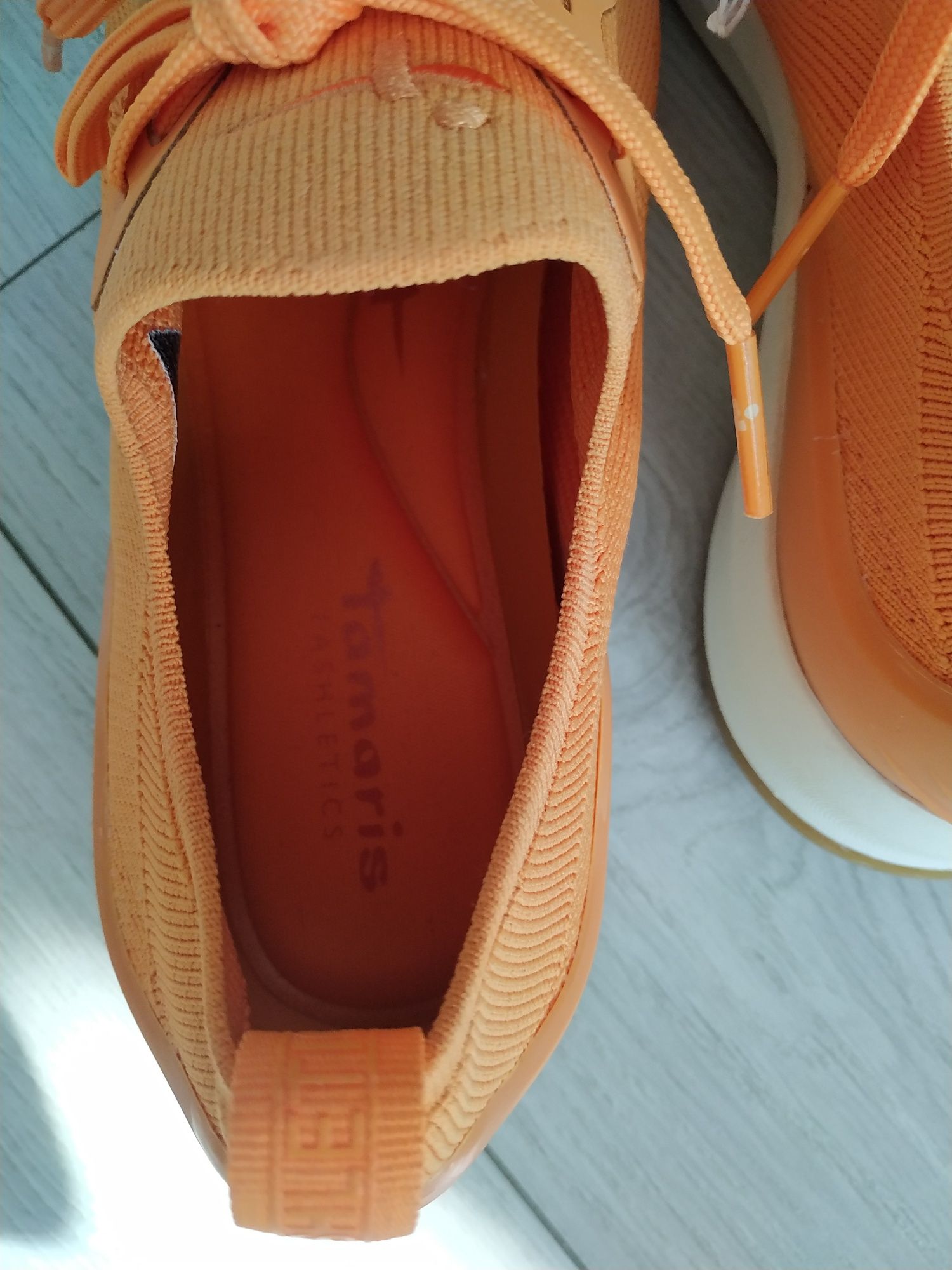 Buty sportowe damskie Tamaris 39 pomarańczowe