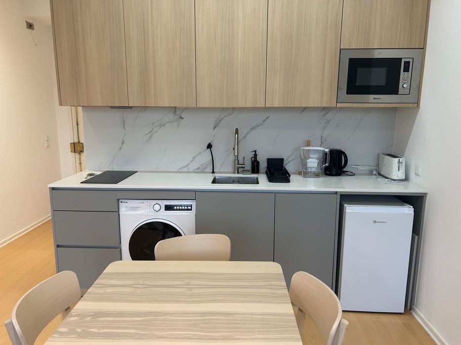 Estúdio Elcorteinglês Remodelado e Mobilado