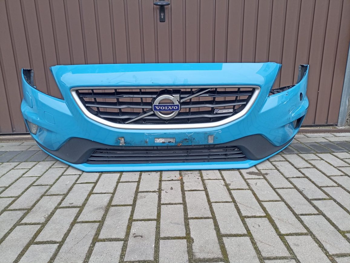 Volvo V40 Zderzak Przod R Design Kod 619-16