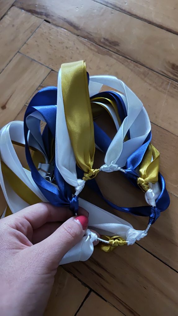Ring oczepinowy z wstążkami