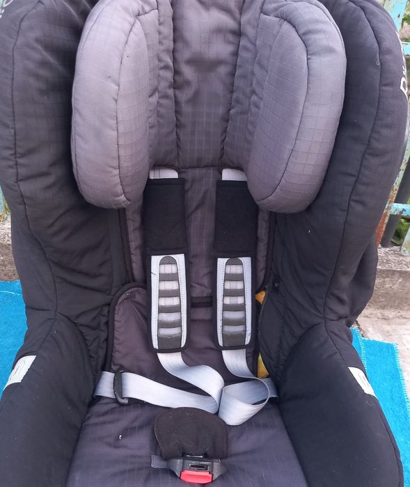 Дитяча коляска,манеж,крісло дитяче автомобільне