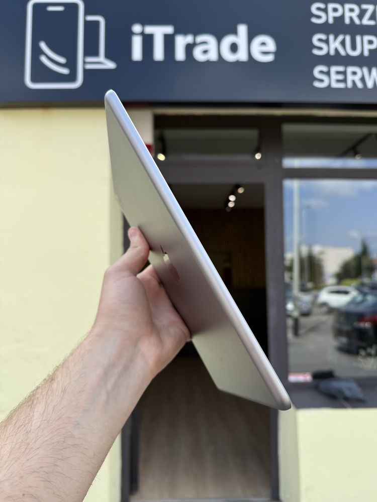 Tablet iPad 6 32GB Srebrny Apple Gwarancja iTrade