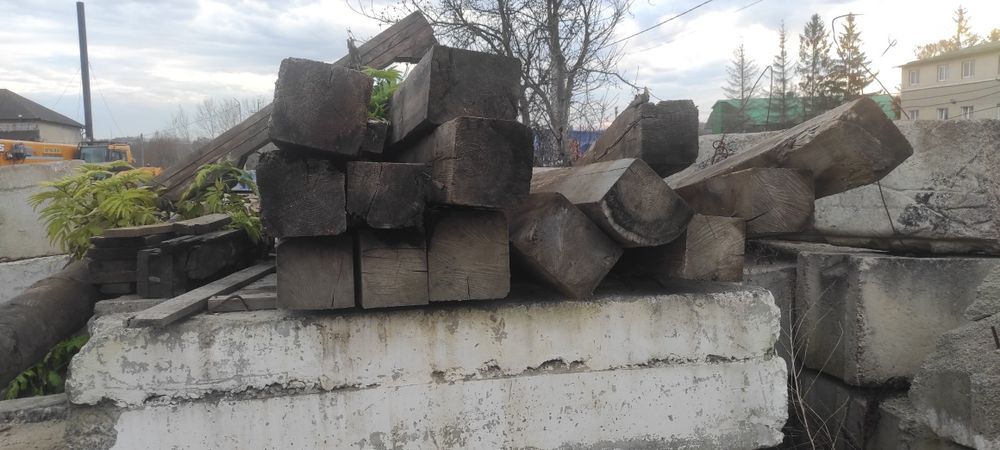 Балки дерев'яні декоративні, морені.