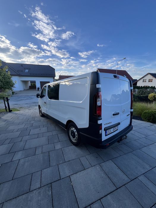 Opel Vivaro 6 osobowy Doka/holenderka/brygadowka