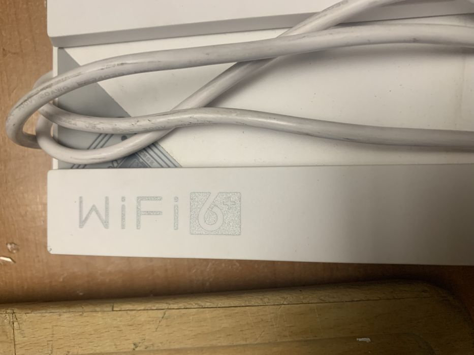 Router Hawai como novo