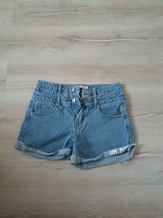 Spodenki jeansowe z wysokim stanem
