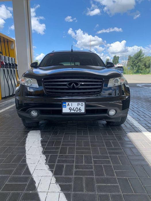 Продаю власне авто Infinity fx 35