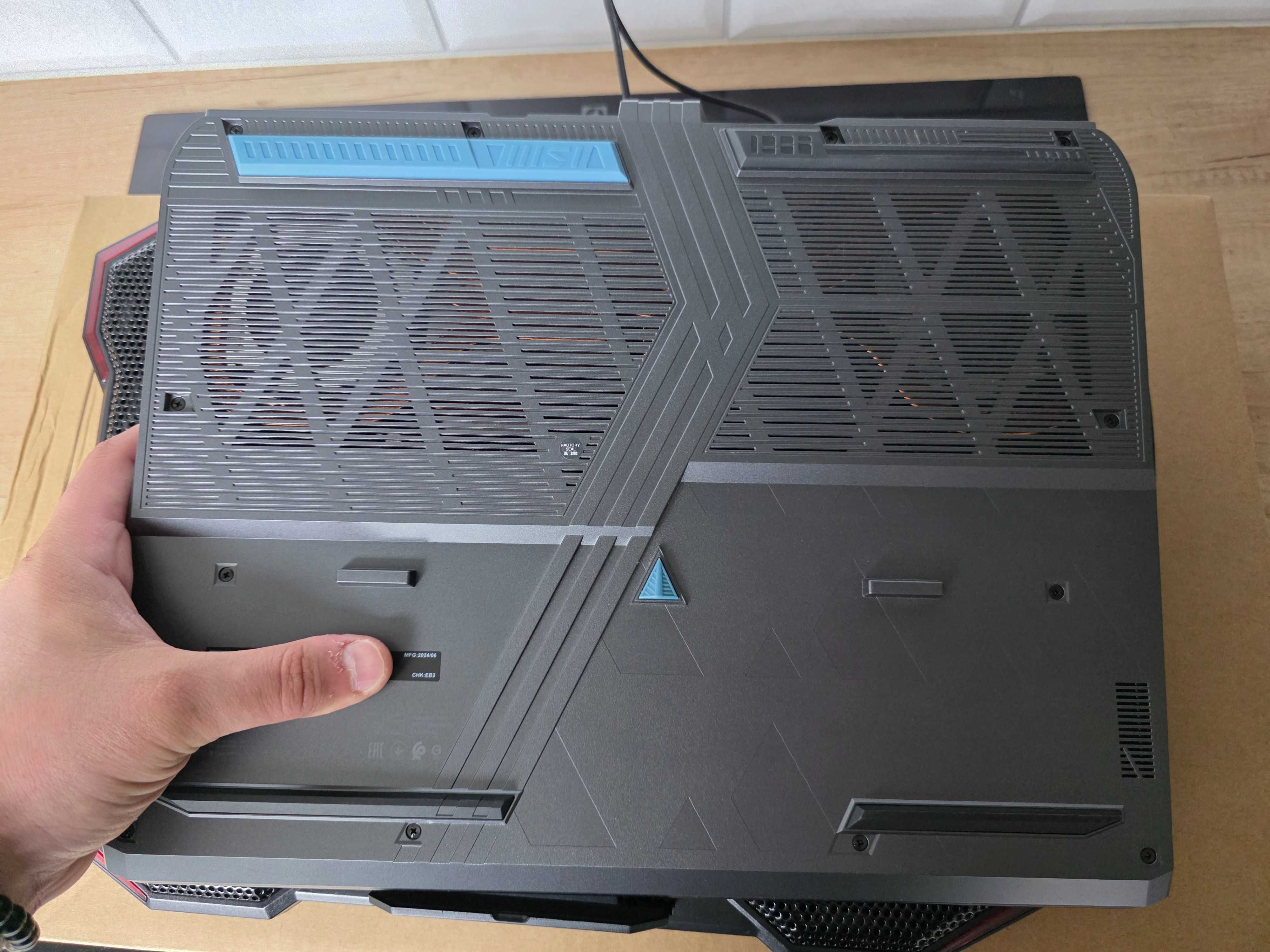 MSI VECTOR 16 HX A14VHG-635PL i9 / 32GB / 1TB / RTX4080