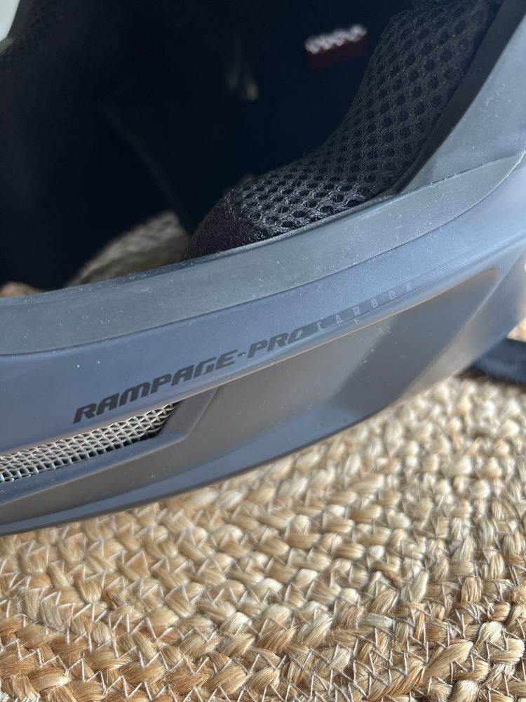 Fox rampage pro carbon M