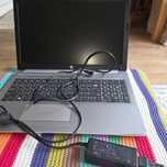 Laptop HP 255 G7 z oryginalną ładowarką
