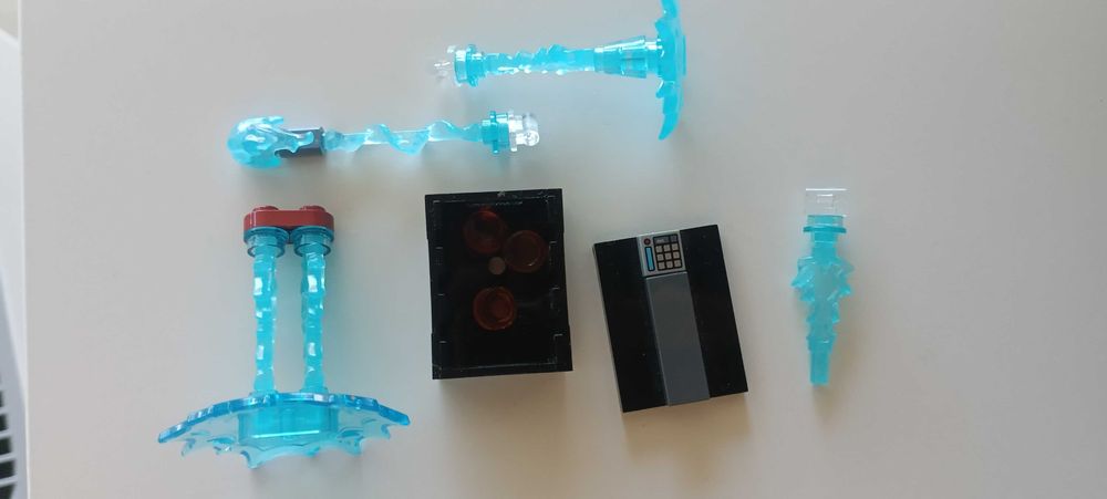 [COMPLETO, EM PERFEITO ESTADO] Lego 76190 Marvel/ Homem de Ferro