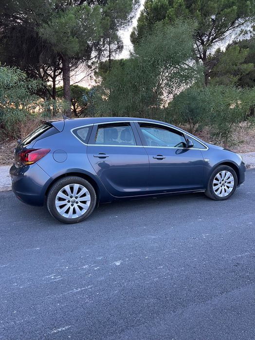 Opel Astra Cosmo 1.7 CDTI Diesel - 2010 | 125 cv | 250 000 km