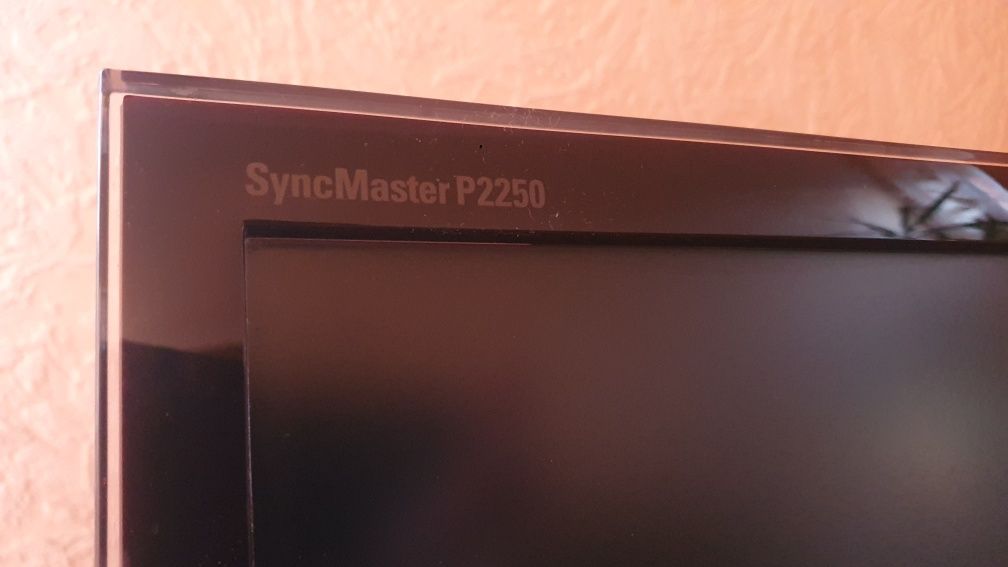 Продам б/в монітор Samsung sync master p2250 (21.5", 1920x1080)